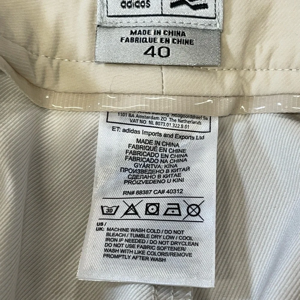 Adidas Mens Sz 40 Beige Shorts (H41) NWTs MSRP $75‎